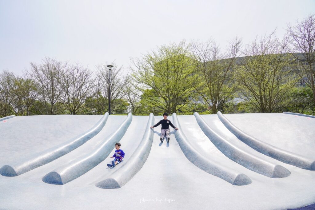 聖方濟園遊會-貓裏喵親子公園-貝殼溜滑梯